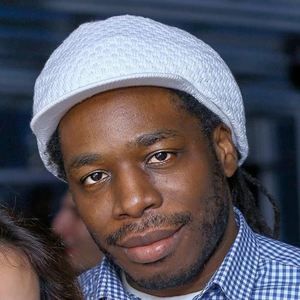 Meet your Posher, Akinyele